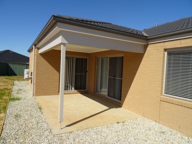 54 Driver Terrace, Glenroy NSW 2640