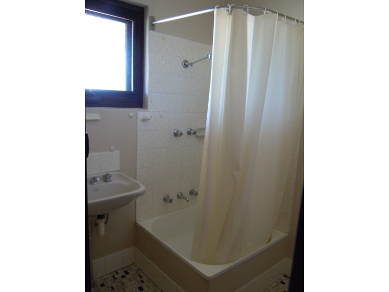 7/1060 Caratel Street, North Albury NSW 2640