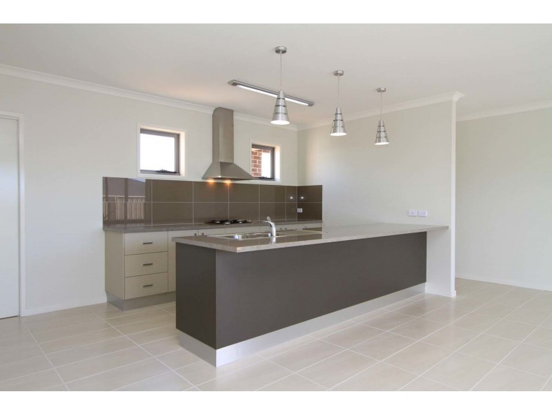 4/17 Thorneycroft Avenue, Wodonga VIC 3690