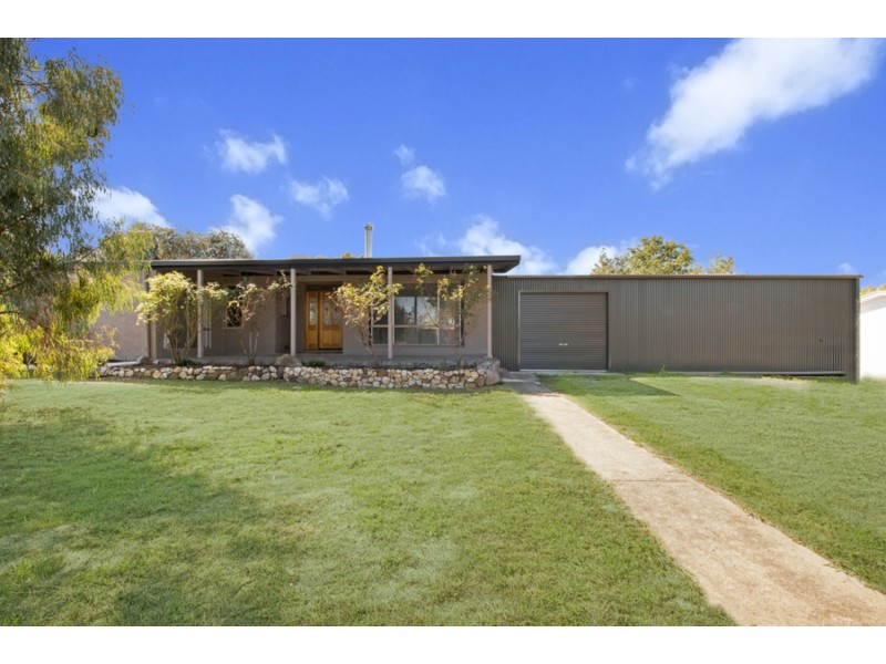 10/12 Albert Road, Chiltern VIC 3683