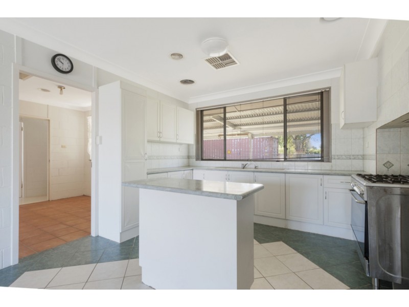 10/12 Albert Road, Chiltern VIC 3683