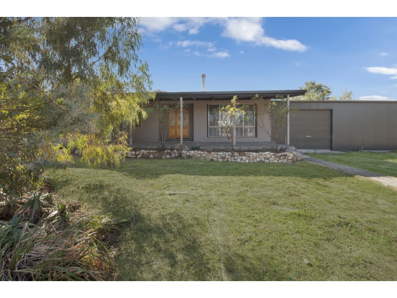 10/12 Albert Road, Chiltern VIC 3683
