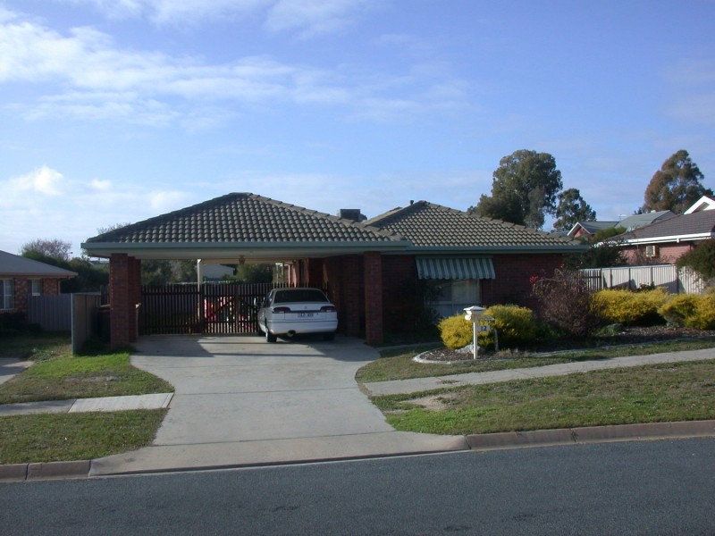 12 Kingsbury Court, Wodonga VIC 3690