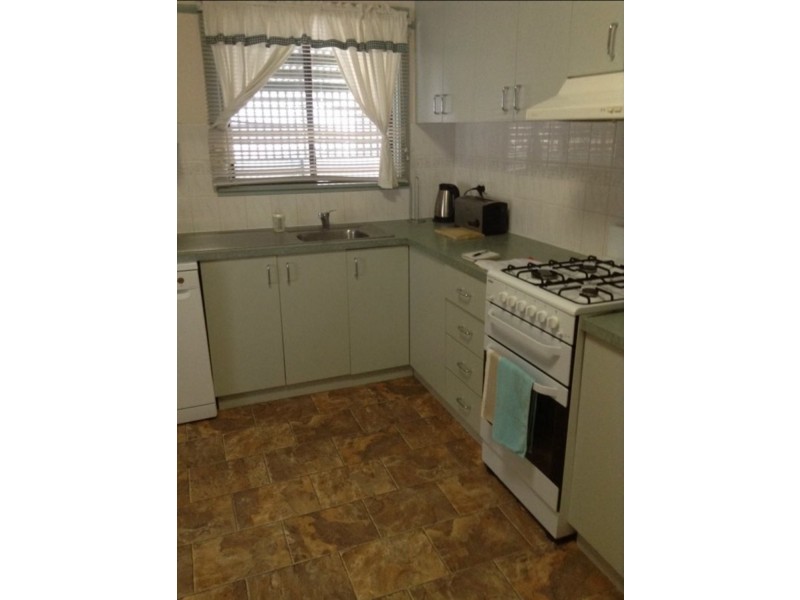 8 Pollard Street, Wodonga VIC 3690