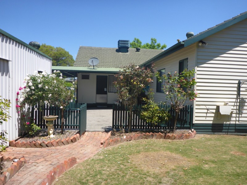 8 Pollard Street, Wodonga VIC 3690