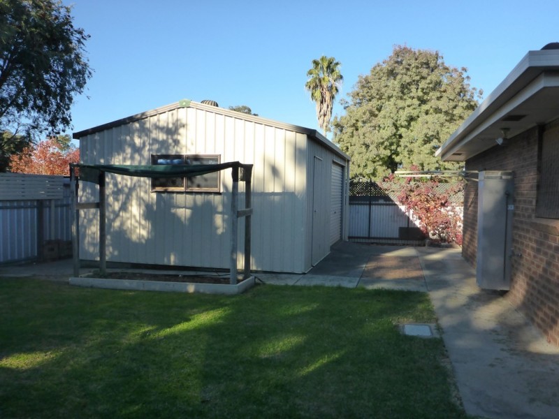 2 Topaz Court, Wodonga VIC 3690