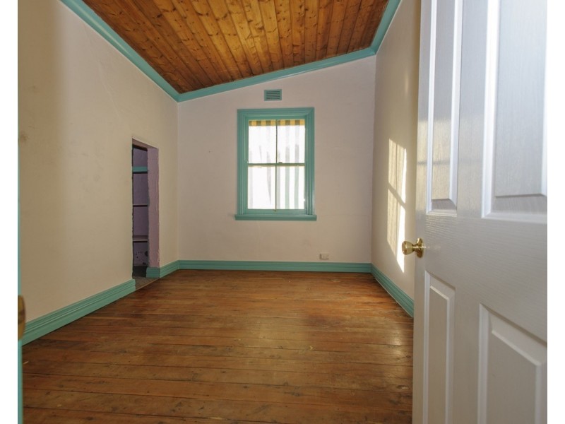 680 Centaur Road, Hamilton Valley NSW 2641