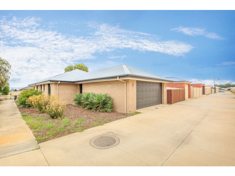 38 Mactier Avenue, Wodonga VIC 3690