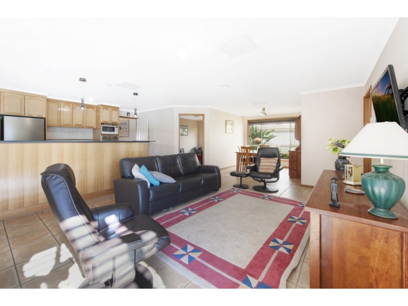 42 Willoughby Avenue, Wodonga VIC 3690