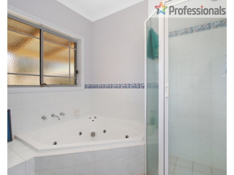 7 Hopwood Road, Thurgoona NSW 2640