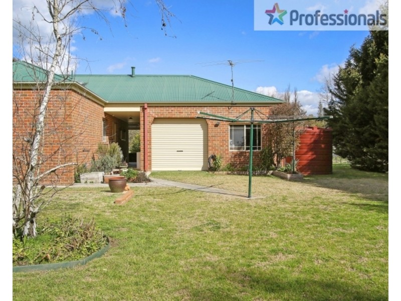 7 Hopwood Road, Thurgoona NSW 2640