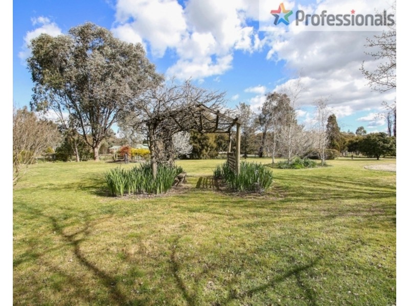7 Hopwood Road, Thurgoona NSW 2640
