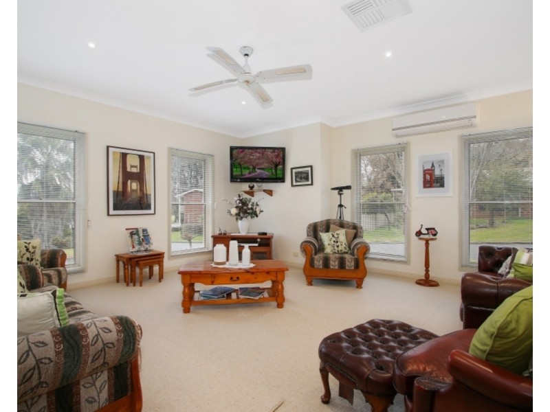 44 Craig Drive, Bellbridge VIC 3691