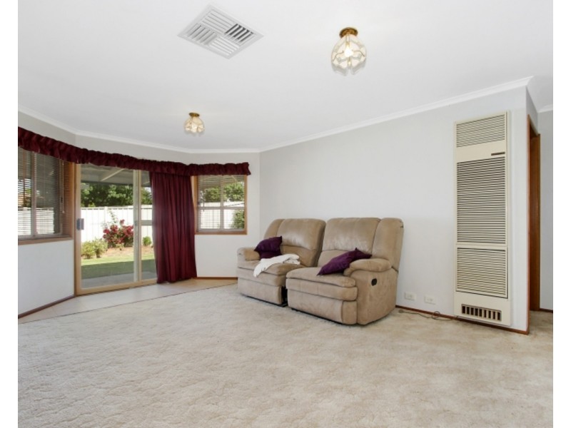 11 Nightingale Avenue, Wodonga VIC 3690