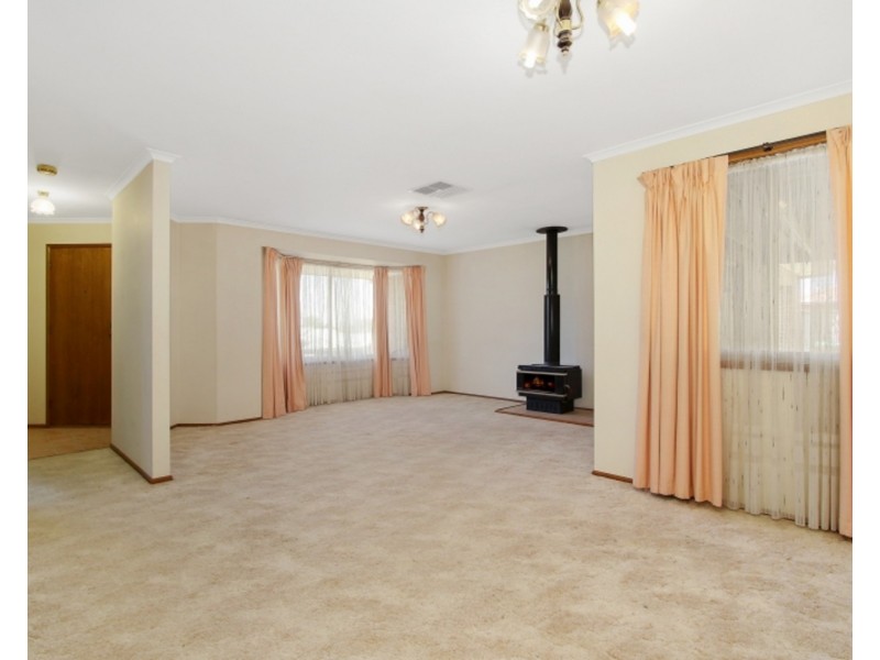 11 Nightingale Avenue, Wodonga VIC 3690