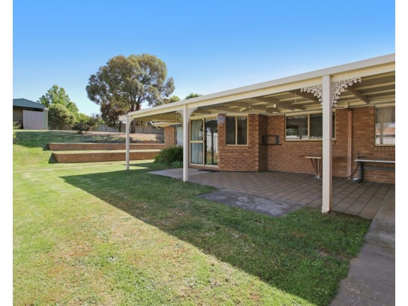 11 Nightingale Avenue, Wodonga VIC 3690
