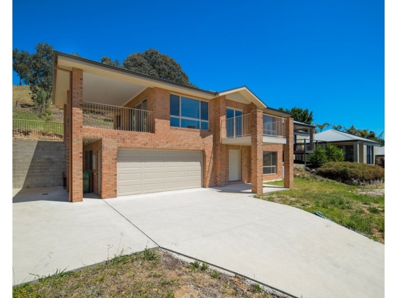 30 Avondale Drive, Wodonga VIC 3690