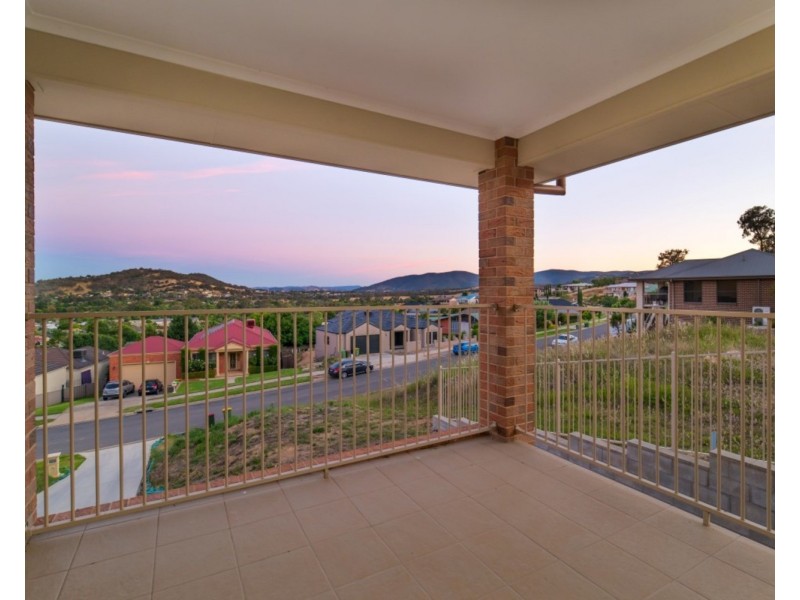 30 Avondale Drive, Wodonga VIC 3690