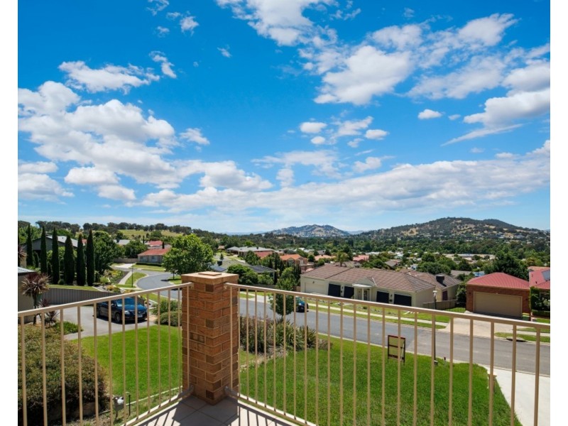 30 Avondale Drive, Wodonga VIC 3690
