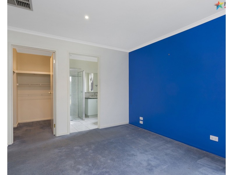 8 Fussell Court, Wodonga VIC 3690