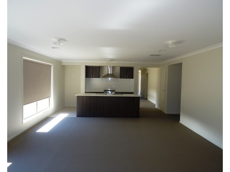 17 Perkins Street, Killara VIC 3691