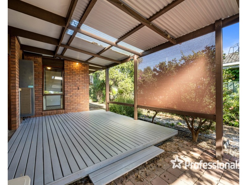27 Mayfair Drive, Wodonga VIC 3690