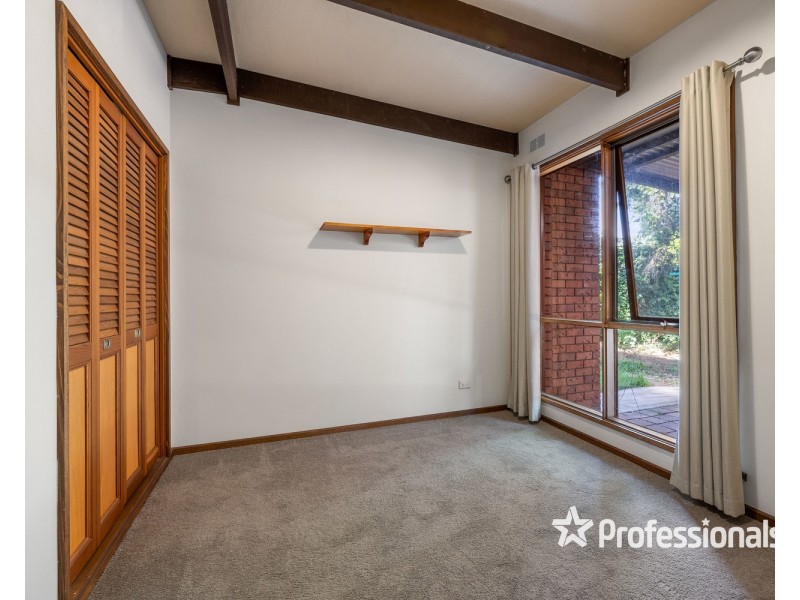 27 Mayfair Drive, Wodonga VIC 3690