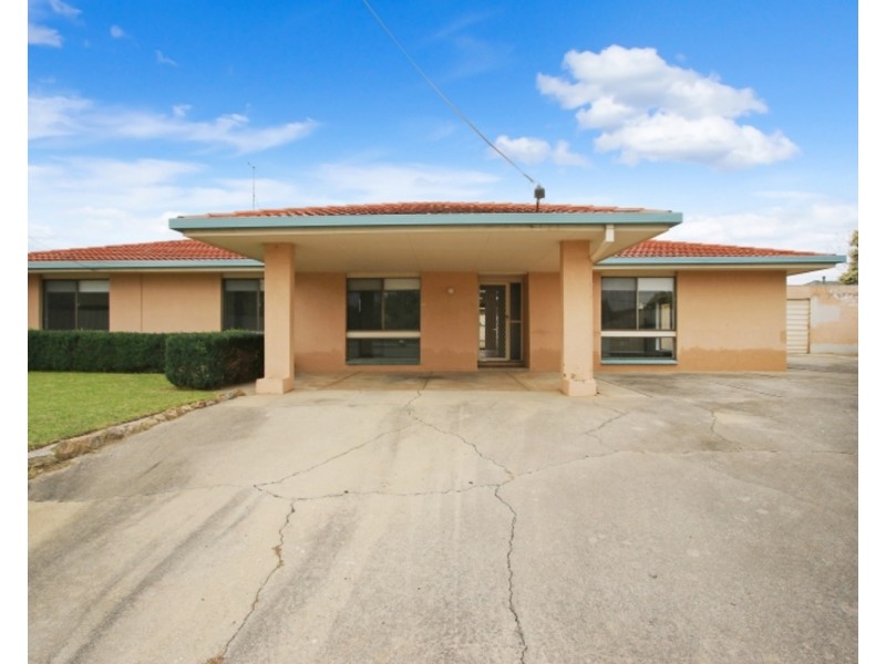 4 Diosma Court, Wodonga VIC 3690