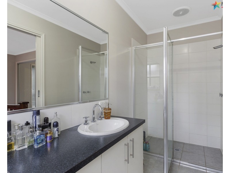 212 Kaitlers Road, Lavington NSW 2641