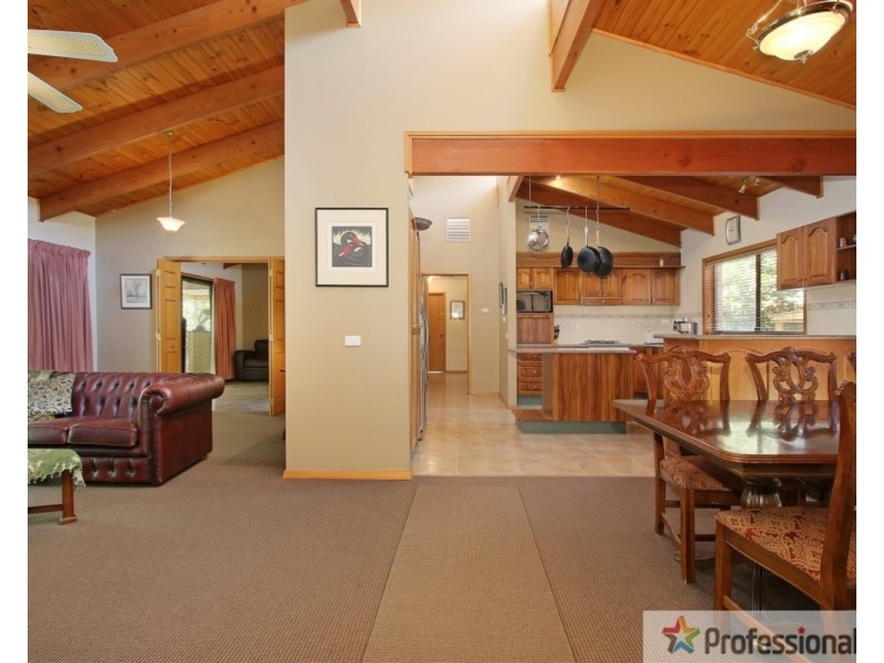 39 Sans Souci Drive, Wodonga VIC 3690