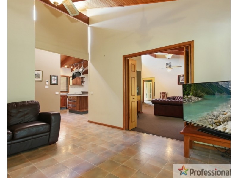 39 Sans Souci Drive, Wodonga VIC 3690