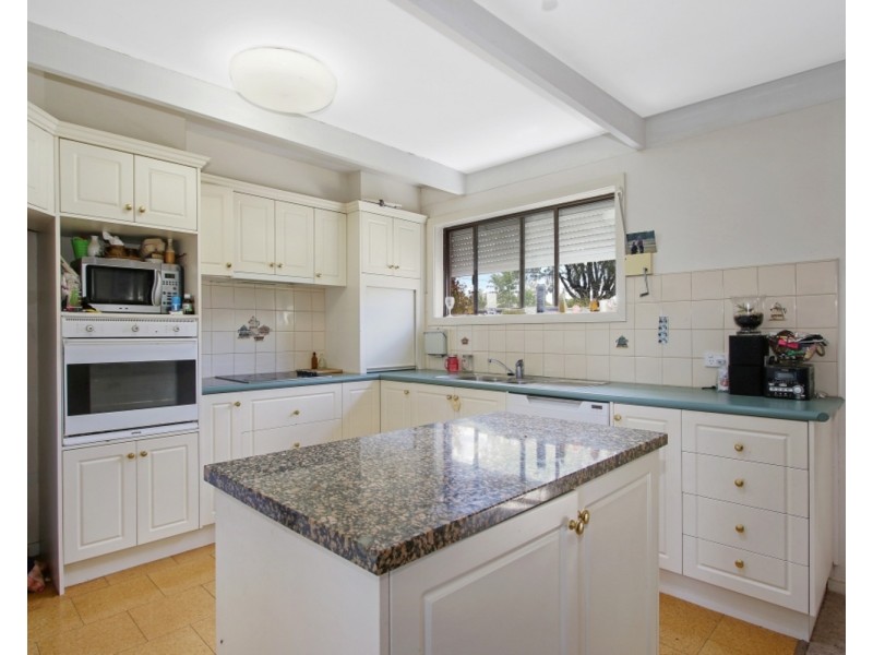 11 Nickless Street, Chiltern VIC 3683