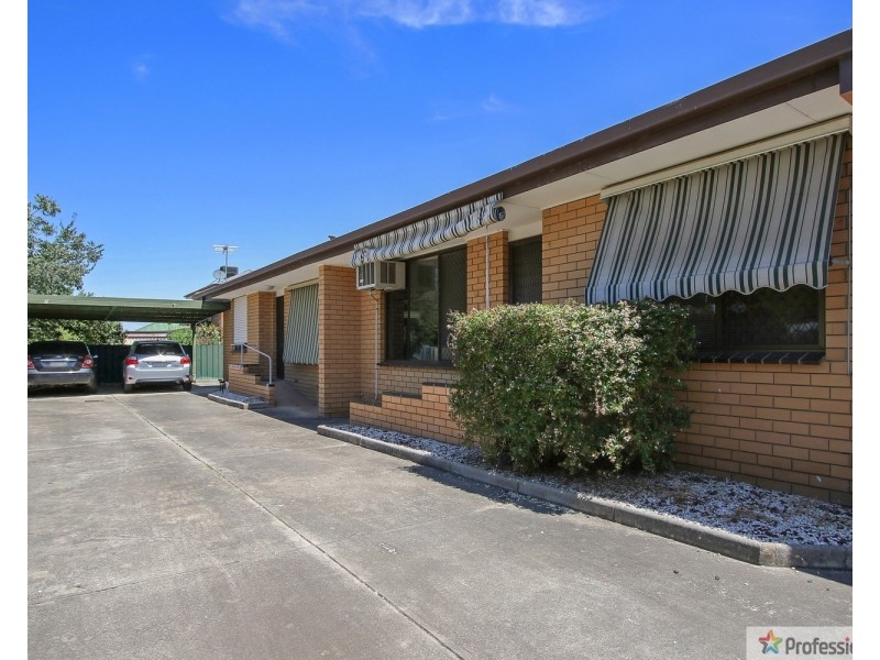 2/415 Tarakan Avenue, North Albury NSW 2640