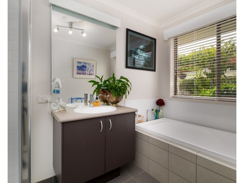 1 Thorneycroft Avenue, Wodonga VIC 3690