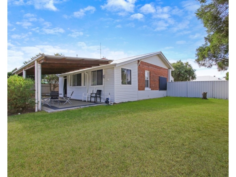 15 Edward Street, Culcairn NSW 2660
