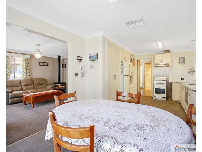 8 Tourmaline Drive, Wodonga VIC 3690