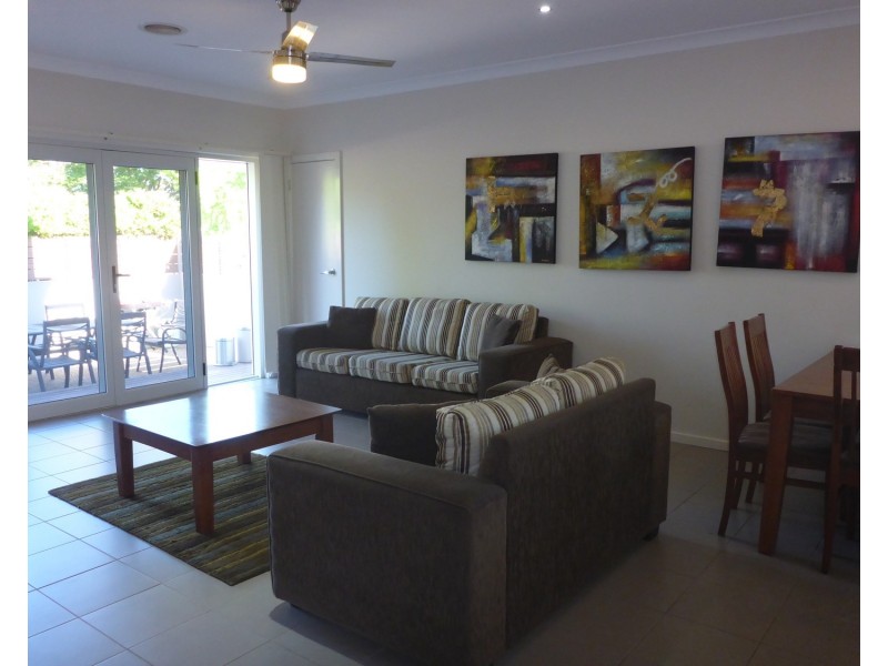 1/745 Alma Street, Albury NSW 2640