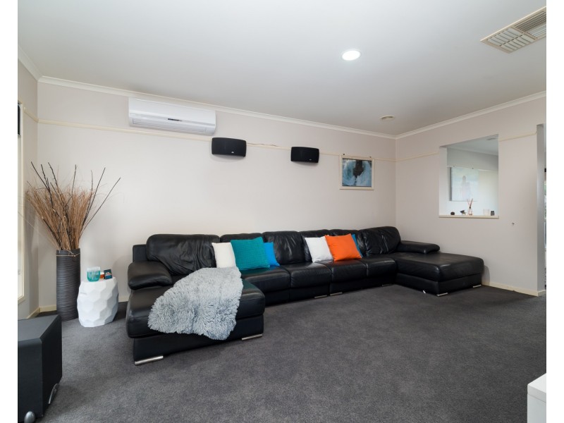 6 The Court, Wodonga VIC 3690