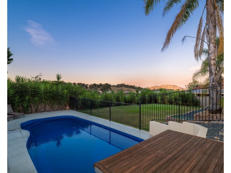 6 The Court, Wodonga VIC 3690