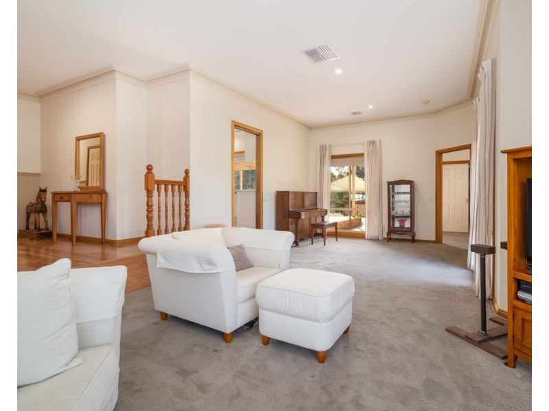 4 Innisfree Drive, Wodonga VIC 3690