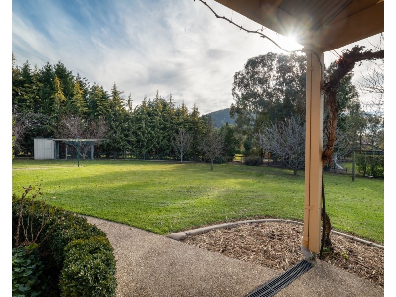 4 Innisfree Drive, Wodonga VIC 3690