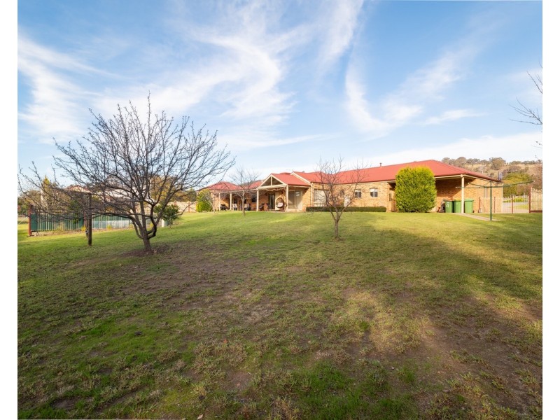 4 Innisfree Drive, Wodonga VIC 3690