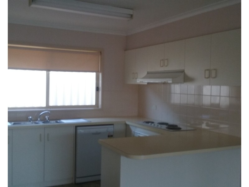 7 McCulloch Crescent, Wodonga VIC 3690