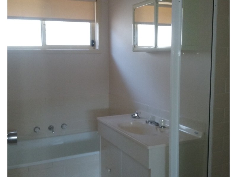 7 McCulloch Crescent, Wodonga VIC 3690