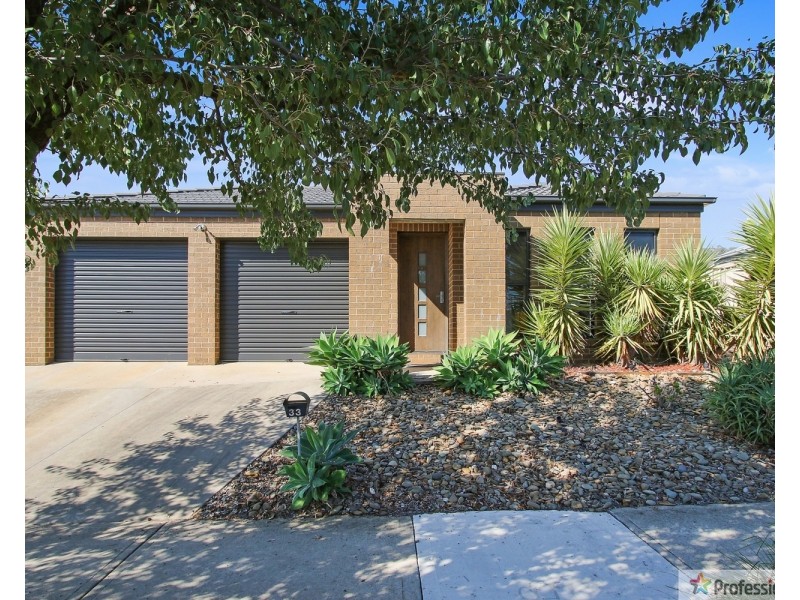 33 Victoria Cross Parade, Wodonga VIC 3690