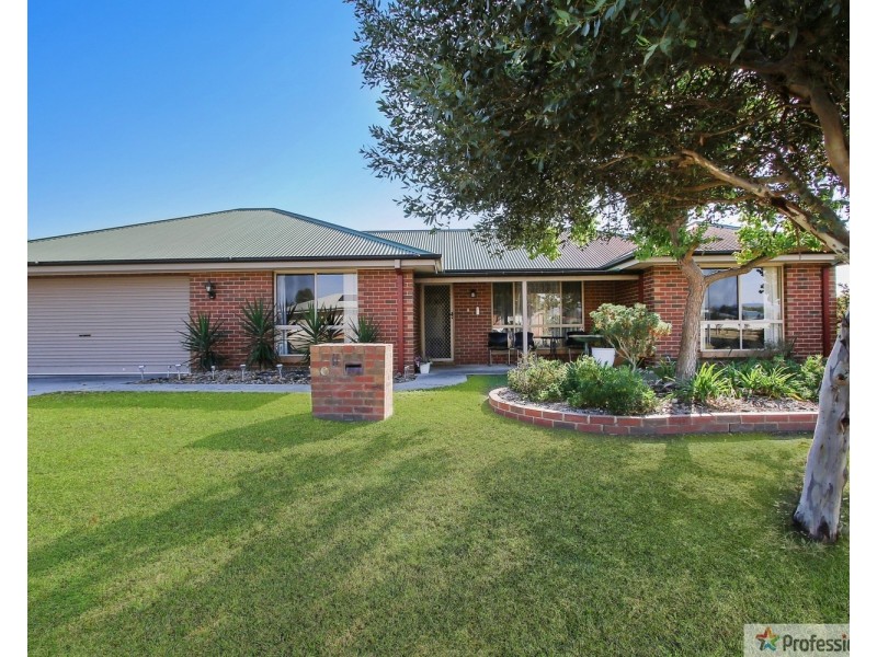 11 Clifford Court, Wodonga VIC 3690