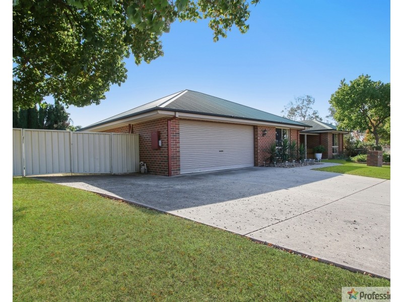 11 Clifford Court, Wodonga VIC 3690