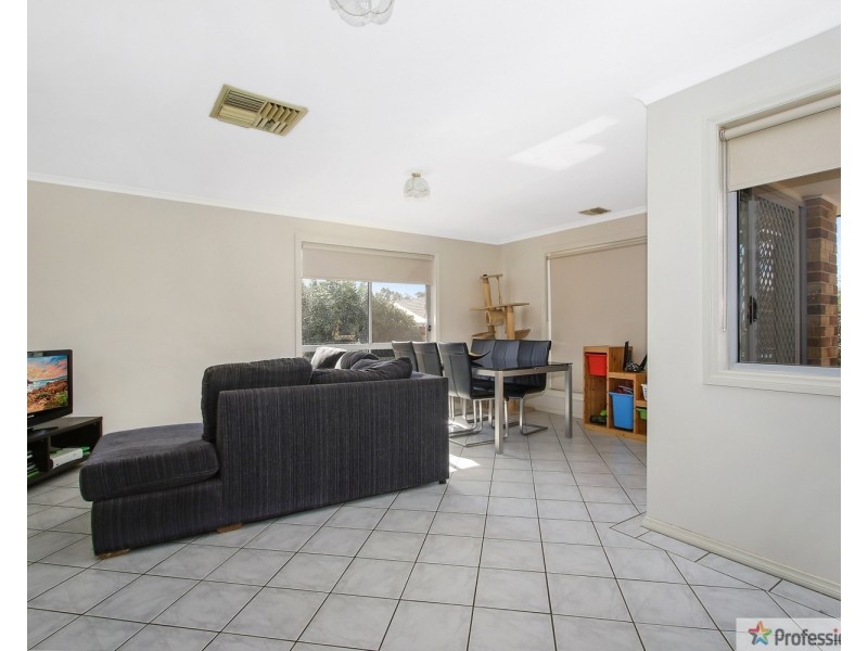 44 Iron Way, Wodonga VIC 3690