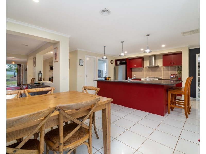 5 MacKenzie Crescent, Wodonga VIC 3690