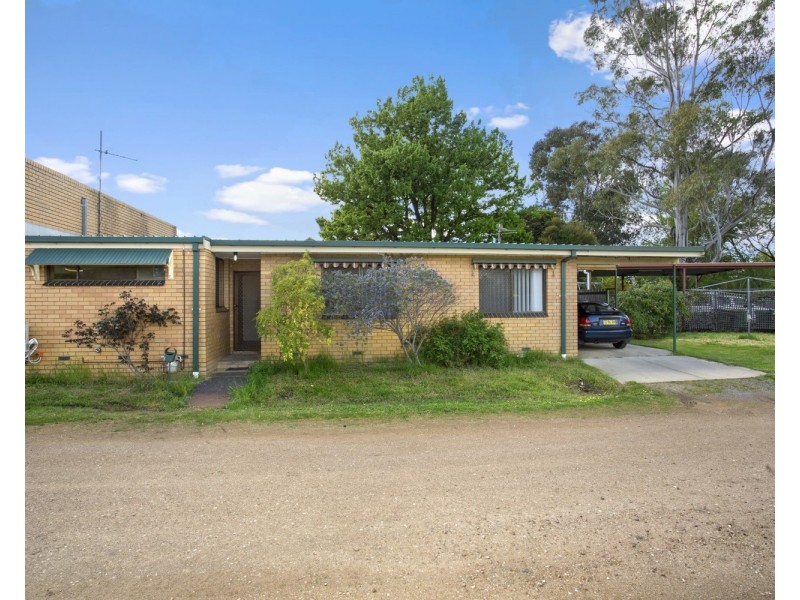 24 Conness Street, Chiltern VIC 3683